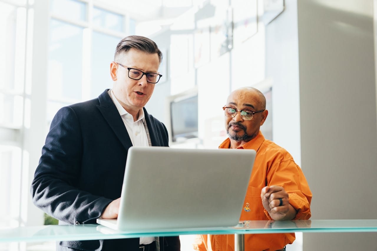 Hoe kun je als ondernemer je sales agents effectief trainen