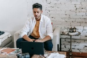 Zo pak je freelance werk bij de overheid professioneel aan